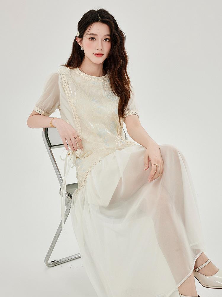 Elegant Summer Seaside Embroidered Maxi Dress with Cinched Waist
