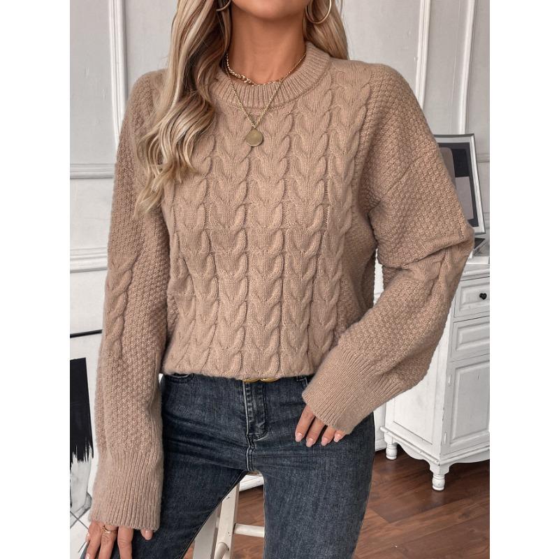 Женский осенне-зимний трикотажный свитер с круглым вырезом — фото 7