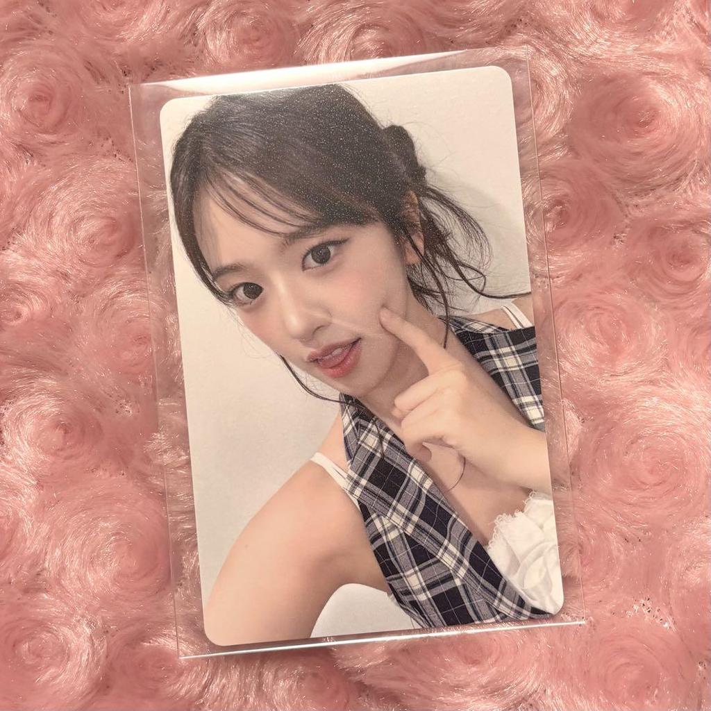 [USED] ive secret venue limited Osaka Yujin trading card