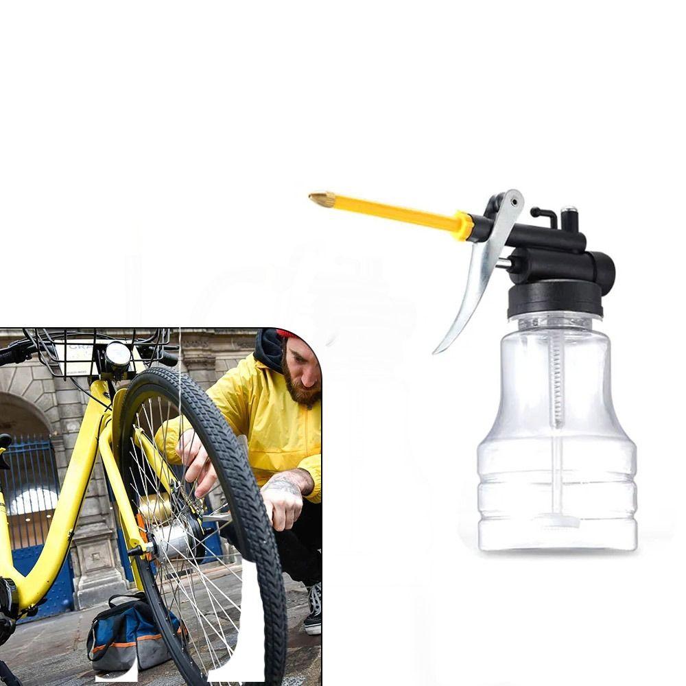Lubrication Oil Can With Oil Spray Hose Car Oil Pot Bottle Portable Oiler Pump Car Repair Tool