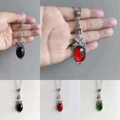 Mode Gotisch Silberfarbe Vampir Fledermaus Oval Rot Schwarz Grün Glas Kristall Anhänger Halskette für Damen Halloween Party Schmuck