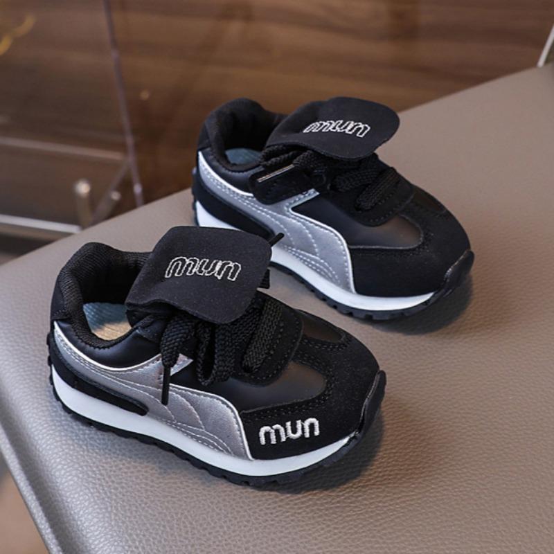 

3-6 лет Детская спортивная обувь Кожаные детские кроссовки с откидным верхом Немецкие кроссовки для девочек Нескользящие кроссовки Forrest Gump 21 чёрный