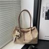 Fashion and casual large-capacity suede tote bag, autumn and winter new commuter high-end shoulder women's bag
