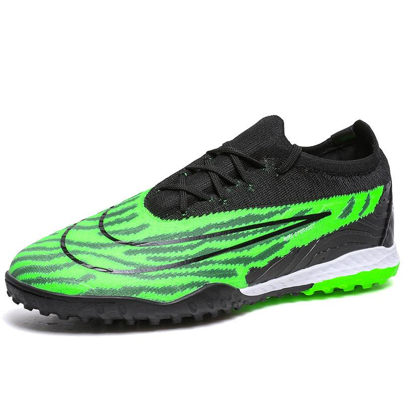 Sports nails 2025 youth football shoes men's low-top 2025 broken long shoe nails student sneaker training