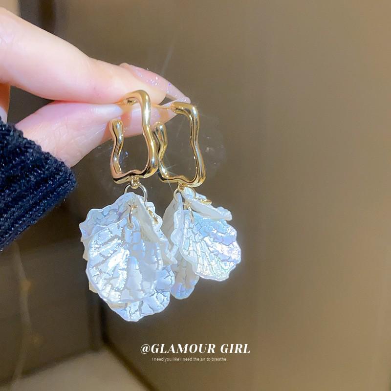 Diamantbesetzte Perlenblatt-Quastenohrringe: Luxuriöses, vielseitiges Design für Eleganz in der Mode