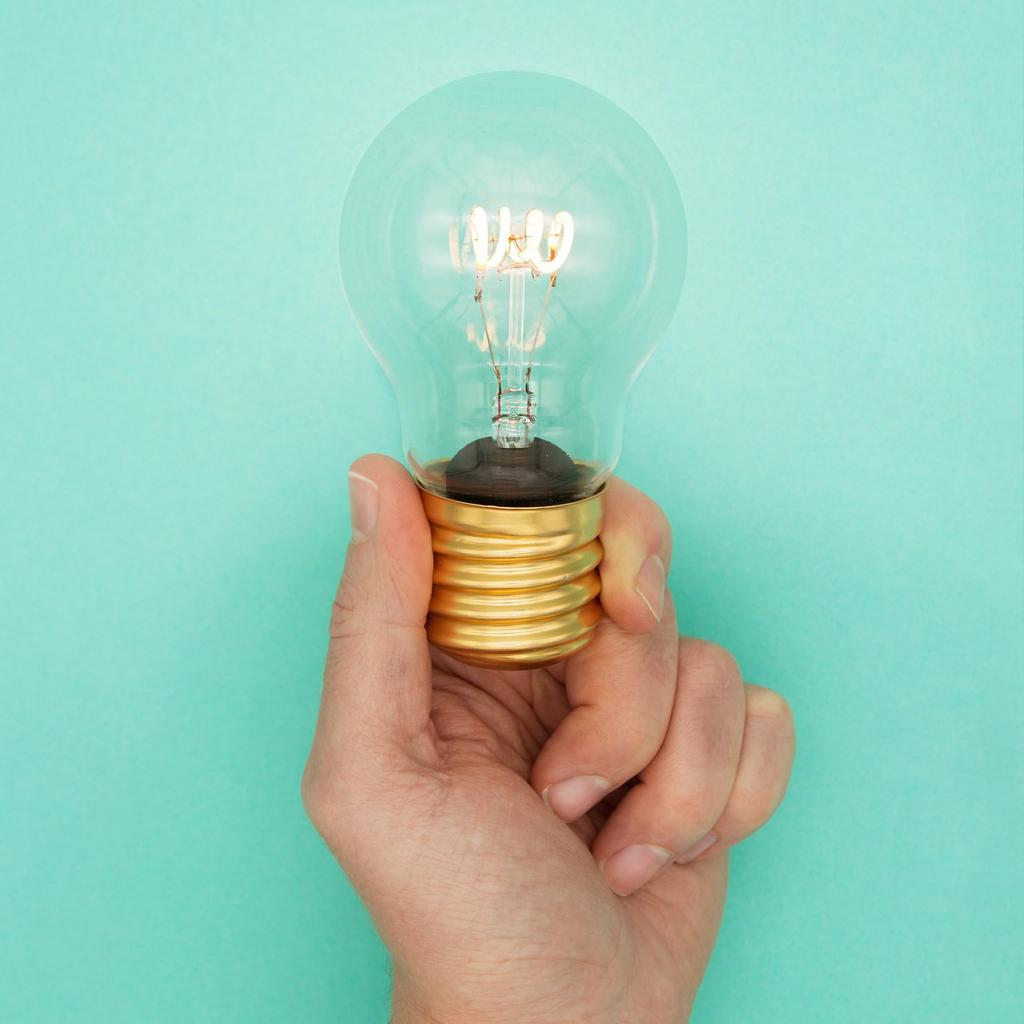 SUCK UK LED Table Lamp, Filament Cordless, USB Rechargeable, Tabletop