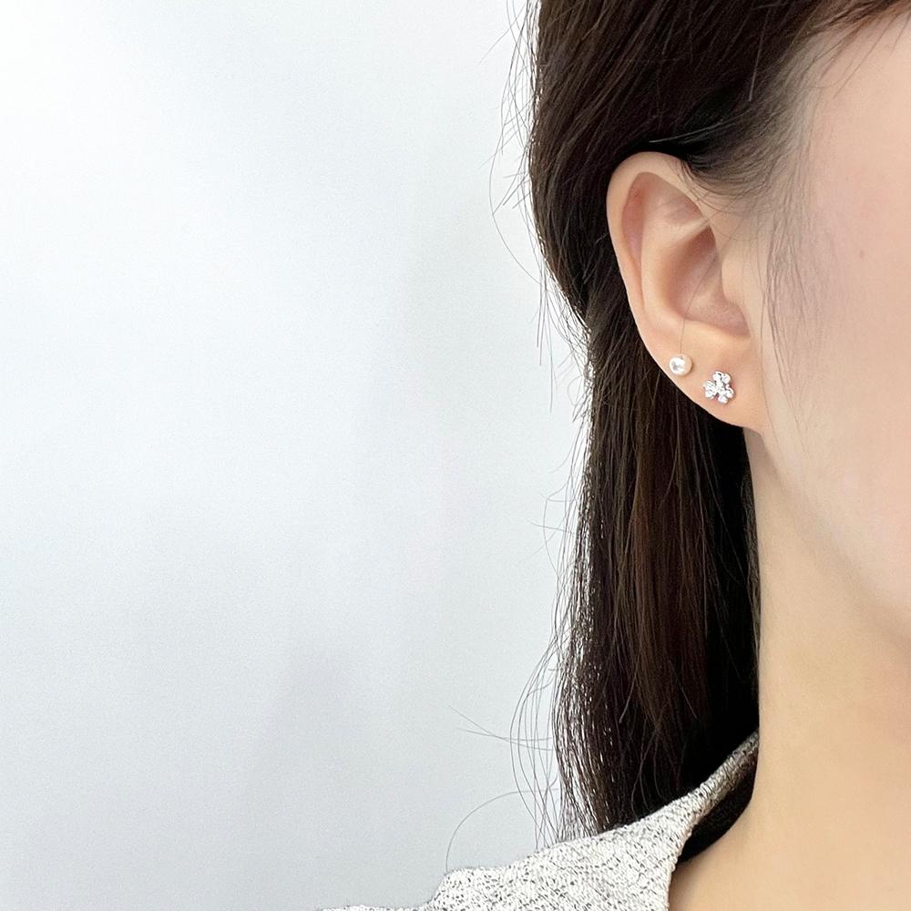Dieuamour [12Pack] Daily Cubic Pearl (Flower) Layered Earring Set