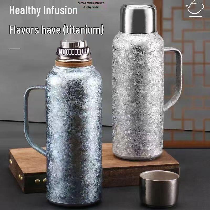 Pure Titanium Large-Capacity Insulated Kettle with Temperature Display - Portable Moka Pot for Home or Outdoor Travel