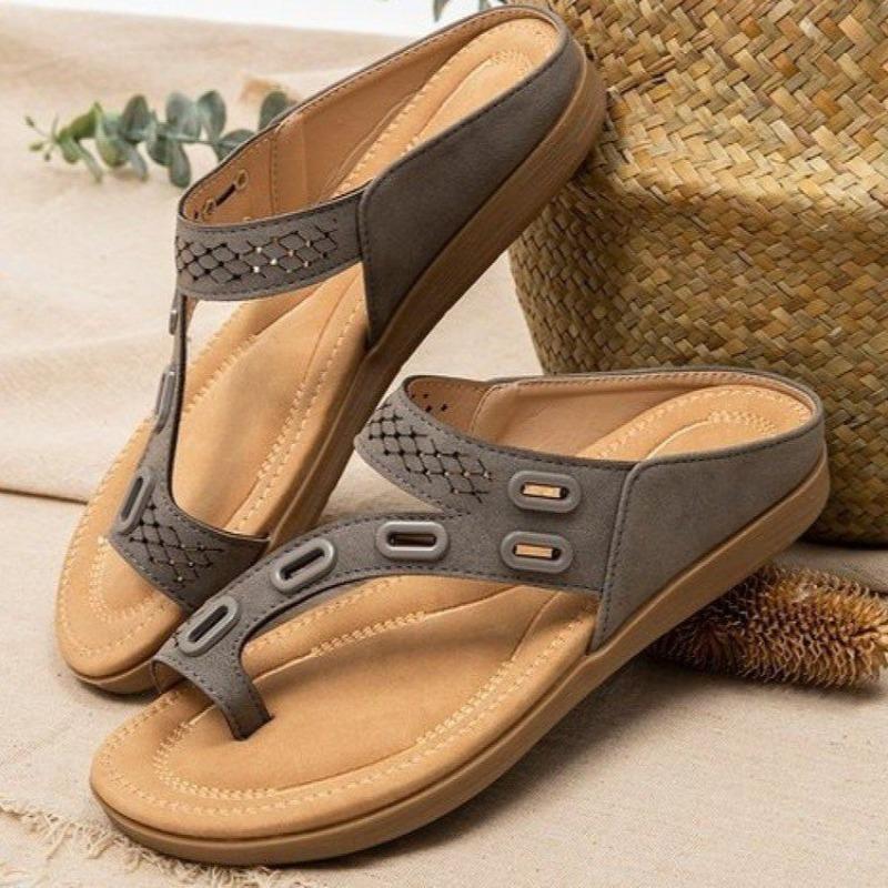 New toe slippers hollow splicing flat bottom casual 414243 large size sandals
