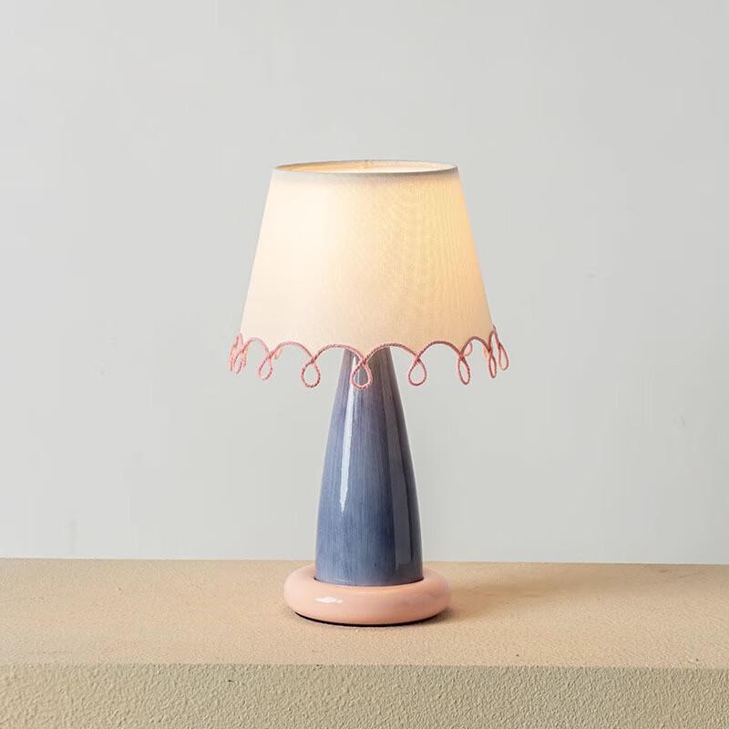 UOSU Нордическая дизайнерская прикроватная лампа