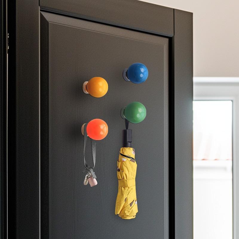 Refrigerator magnetic attachment plastic traceless strong magnetic hook creative household decoration hanging piece, nail-free