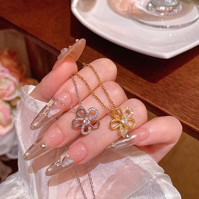 Colliers et pendentifs – Colliers