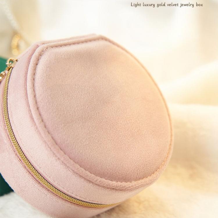 Portable travel jewelry box, grid jewelry box, velvet exquisite multifunctional jewelry storage box