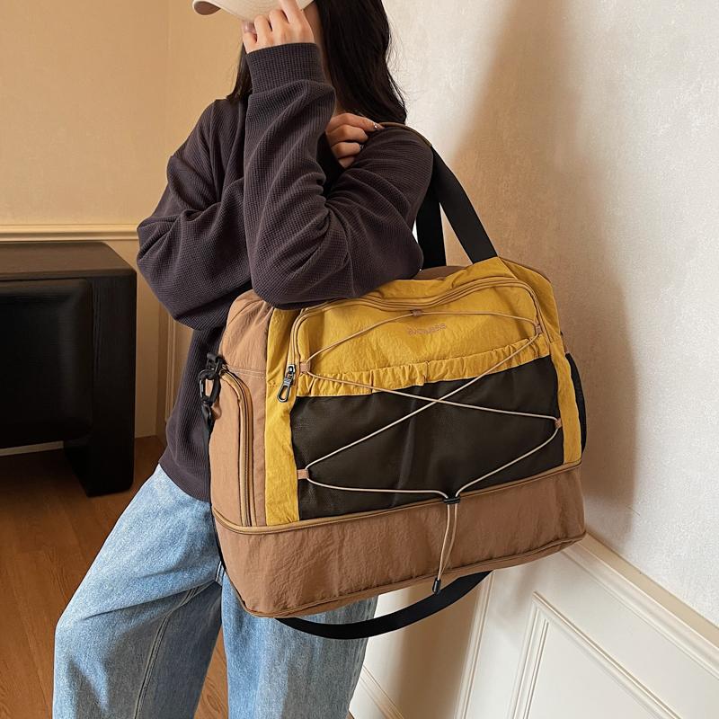 Outdoor Travel Duffel Bag with Mesh Panel Multiple Zip Pockets Large Capacity Sport Weekend Bag
