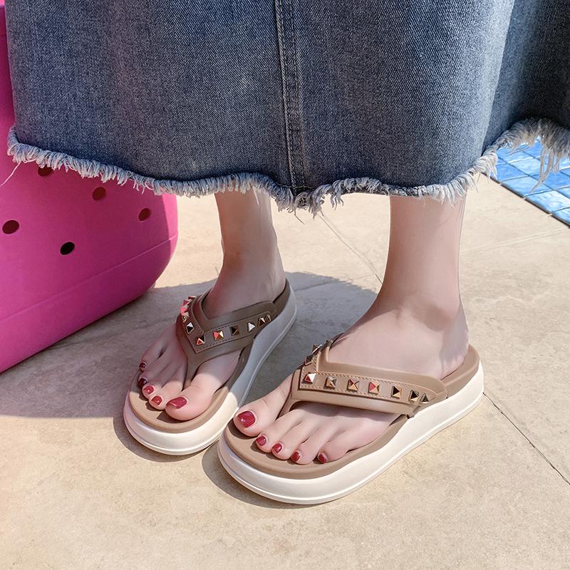 

Fashion Waterproof Platform Flat Sandals Summer New Round Head Clip Toe Rivet Soft Sole Anti-slip Wear-resistant Flip-flops 40 хаки
