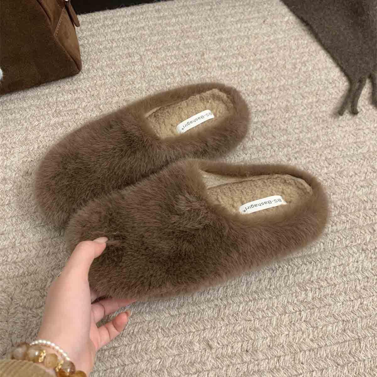 

Маленькие люди растут! Баотоу полузакрытые белые пушистые туфли женские туфли французские осенне-летние уличные плюшевые хлопковые тапочки 40