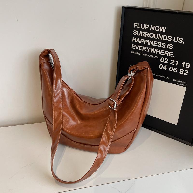 Simple Large-capacity Bag Women's 2025 New Fashion Versatile Casual Shoulder Bag Student Commuter Messenger Tote Bag