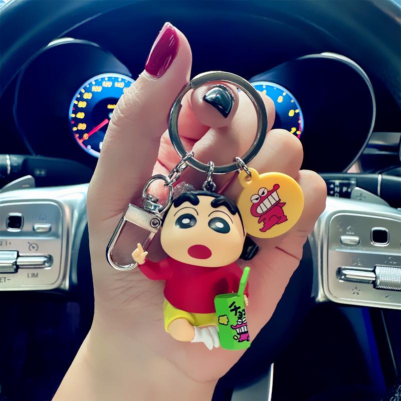 Nowe Figurki Kawaii Anime Kreskówkowe Crayon Shin-chan Breloki Uroczy Wisiorek do Plecaka Uchwyt na Klucze Ozdoby Akcesoria Prezenty Urodzinowe