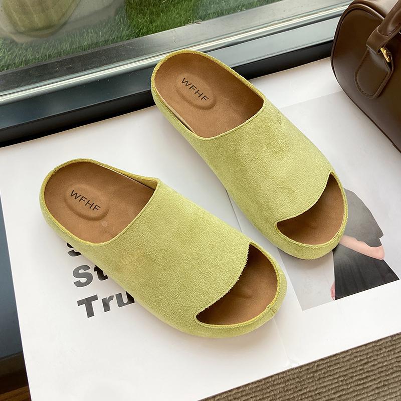 Female Shoes Slippers Women Summer Rubber Flip Flops Slides Platform 2025 Hawaiian Soft Luxury Casual Leisure Shoes Slip