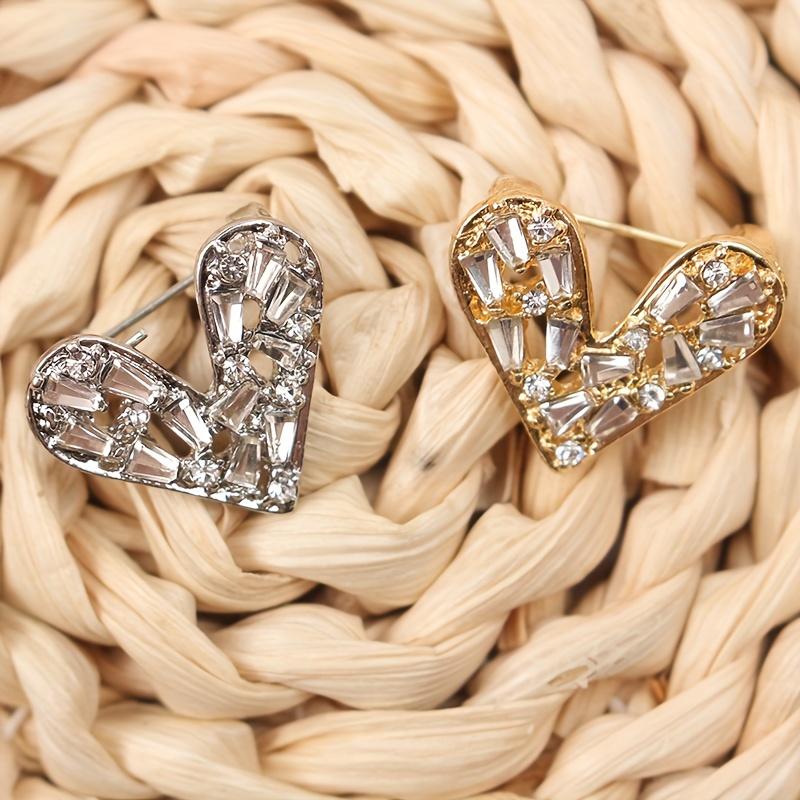 Glitter Rhinestone Heart-Shaped Brooch Pin, Minimalist Safety Pin For Cheongsam Dresses Cardigans Mini Corsage For Women