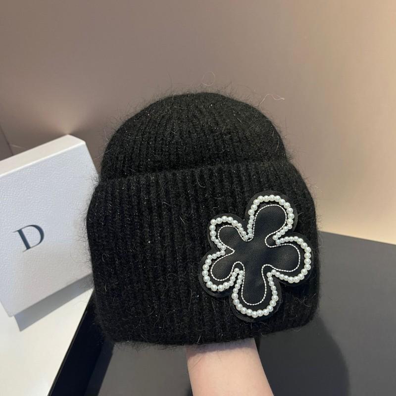 Womens Winter Knit Beanie Pearl Flower Faux Fur Hat Soft Shiny Warm Outdoor Fashion