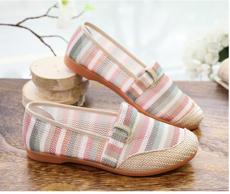 Women's Non-Slip Breathable Mesh Slip-On Shoes - Comfortable, Soft Sole, Fashionable, Versatile Spring/Summer Style