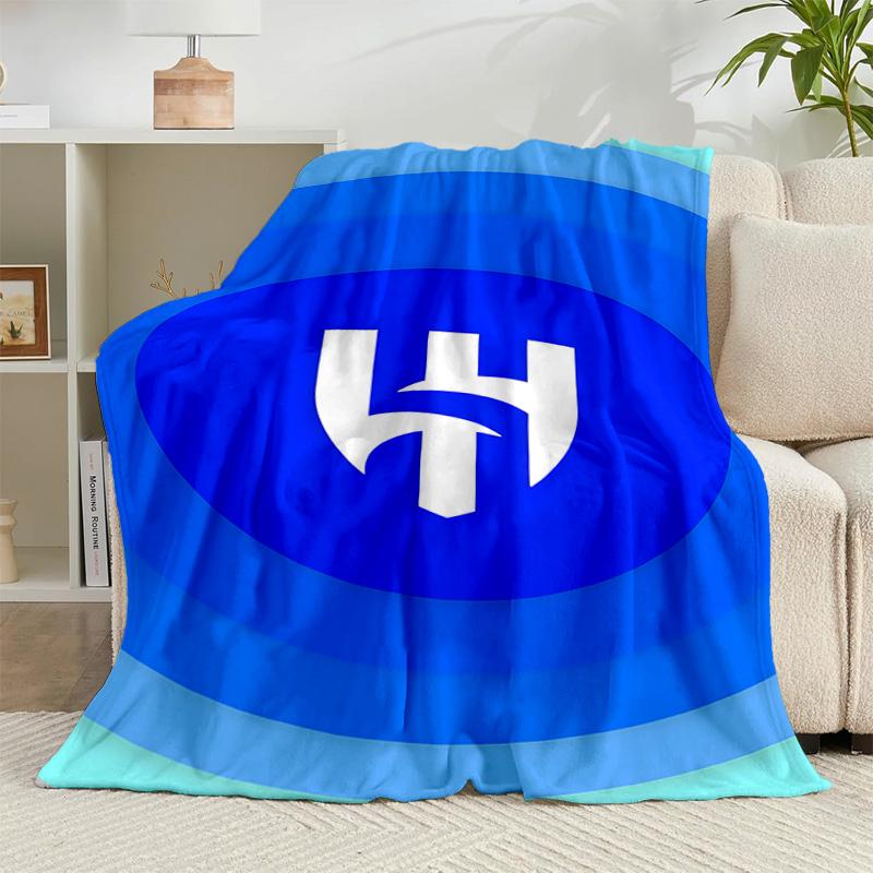 1PC Blue Football Team Flannel Blanket Gift, Suitable for Both Men And Women, Soft Ideal for Beds And Sofa, Birthday Or Christmas Gift