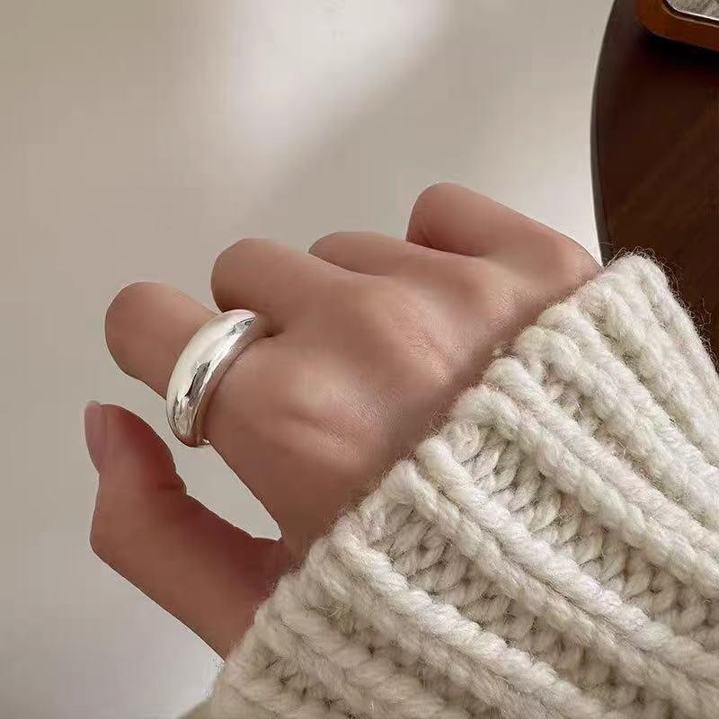 Sterling Silver Floral Ring for Women - High-End Open Joint Design for Autumn/Winter