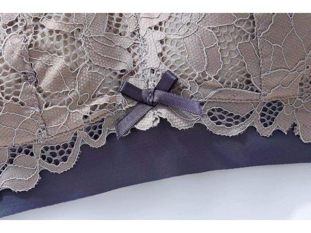 Women's Lace Full-Cup Wirefree Bra – Supportive, Breathable, Anti-Sag, Plus Size, Beautiful Back Design