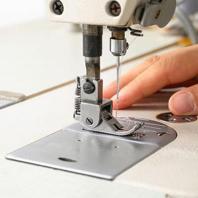 Kumaş Deriye Uygun Düz Dikiş Makinası Rulo Baskı Ayağı
