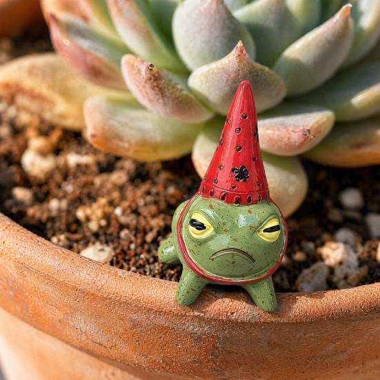 Huaqianguhh Miniature Frog Figurine, Little Statue with A Party Hat, Decorative Resin Ornament for Outdoor Garden Courtyard