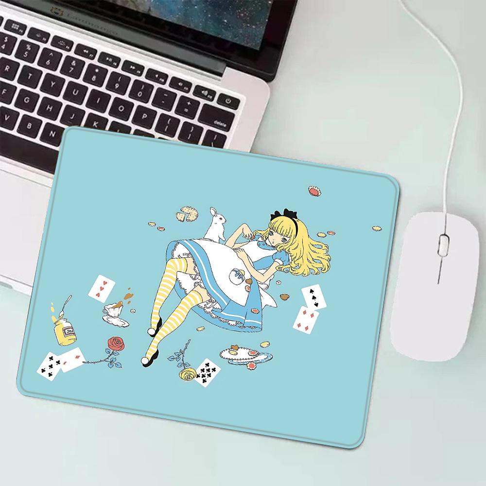 Cute Alices in Wonderland Gaming Mouse Pad XS Small Mousepad For PC Gamer Desktop Decoration Office Mouse Mat Deskmat Rug