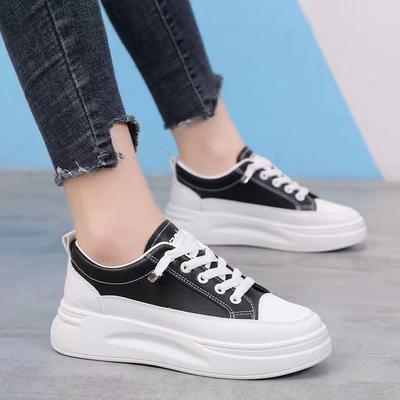 Małe białe buty damskie 2024 wiosna nowe popularne pojedyncze buty wszechstronne platformowe casualowe buty damskie studentka celebrytka internetowa buty sportowe