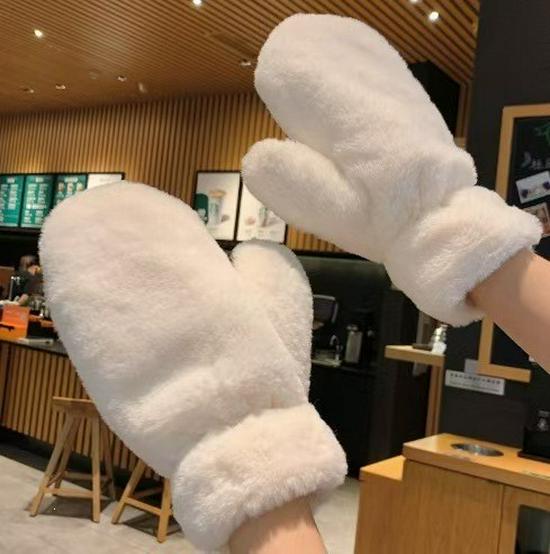 Winter Cute Girl Fleece-Lined Fingerless Plush Mittens with Faux Rabbit Fur - Warm and Stylish for Autumn & Winter