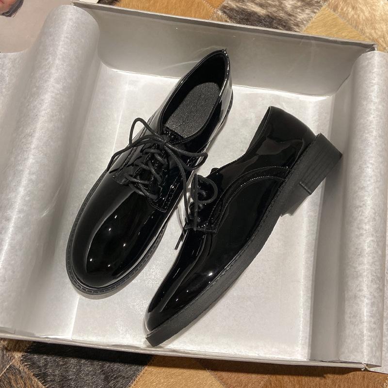 

Leather small leather shoes women s shoes autumn British style black flat-soled beanie soft-soled loafer lace-up work shoes 34
