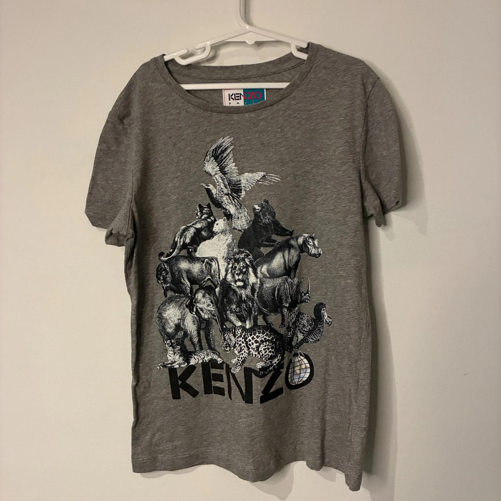 

Kenzo Paris Коллекция Momento 1 Топ Женский XS Очень Маленький Серый Футболка с принтом Джунгли 2XL