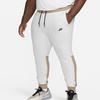 Nike Sportswear Tech Fleece Logo Unisex FB8002-121