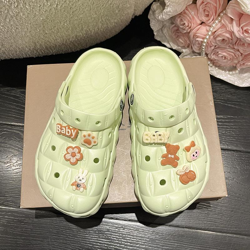 Women's Summer Outdoor Non-Slip EVA Slippers - Thick Sole, Odor-Free, One-Piece Design, Free Shipping