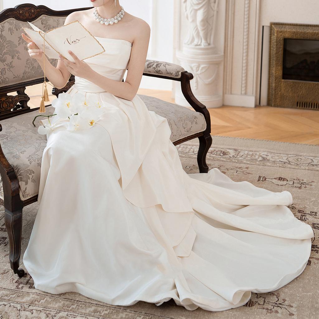 French tube top bride engagement dress women's light luxury niche light wedding dress certificate registration temperament long small white dress