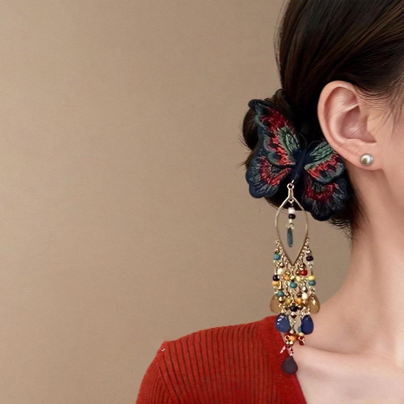 Knitted Butterfly Crystal Water Drop Fringed Hairpin New Chinese Antique Temperament Disc Hair Duck Bill Clip Light Luxury Niche Hair Accessories