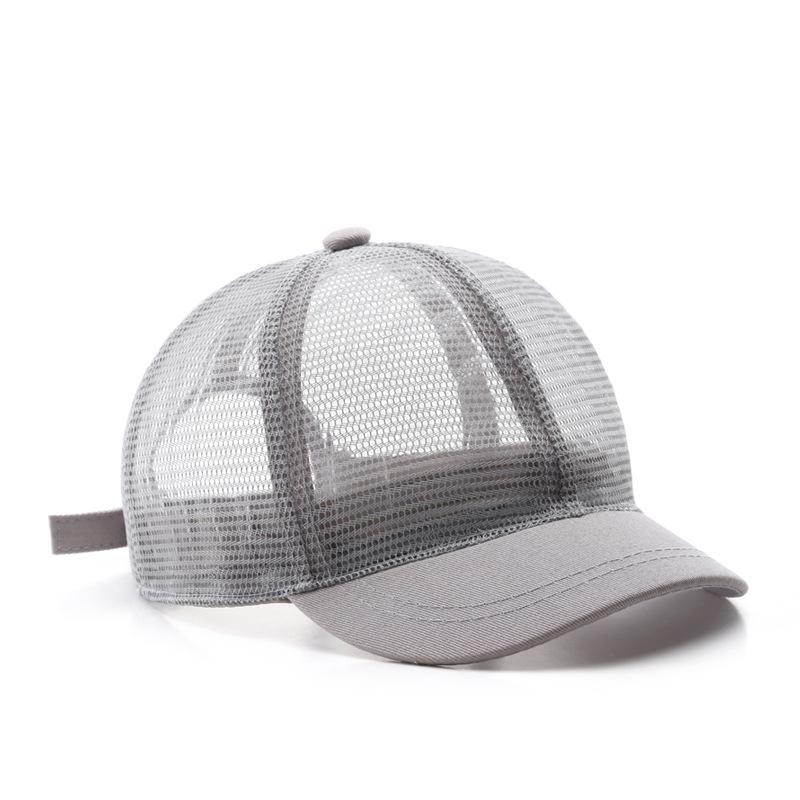 Mesh Baseball Cap for Men Women Breathable Summer Hat Lightweight Trucker Cap Adjustable Sun Hat with Quick Dry Design