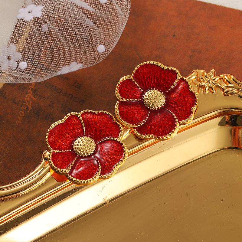 Silver Needle Cross-Border Tassel Earrings: Women's Versatile, Stylish Studs with a Unique, Trendy Design.