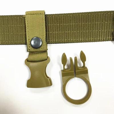 Multi-Functional Mineral Water Clip PortableTactical Nylon Ribbon Mountaineering Buckle and Water Bottle Clip Easy To Carry