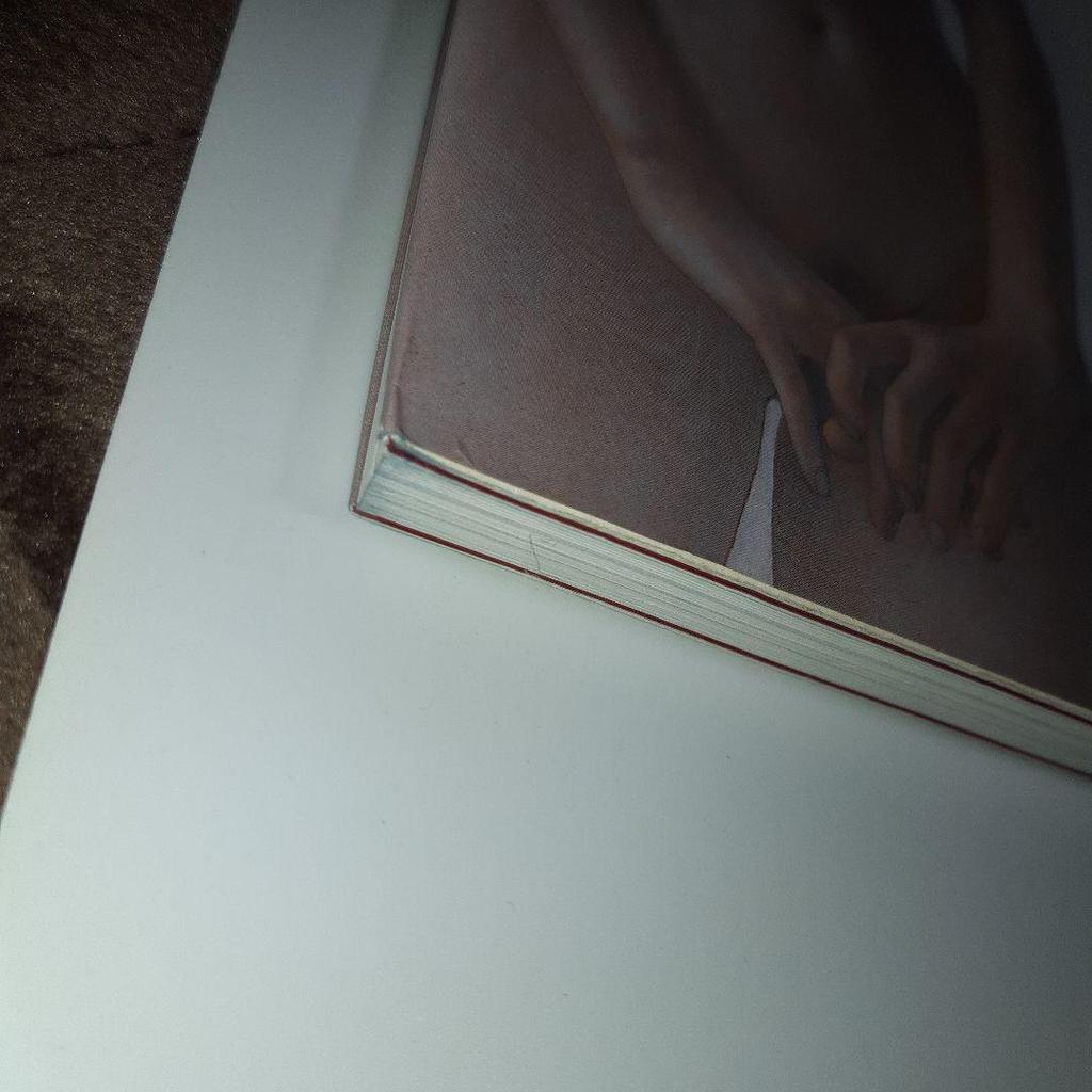 [USED] Shogo Takatsuka Art Book “Asaki Yumemishi” Art Book & 2003 Calendar “White Wind”