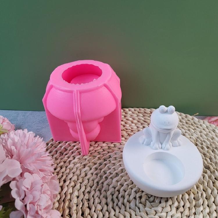 Animal Candlesticks Silicone Mould Cute Frog Candle Holder Concrete Resins Molds