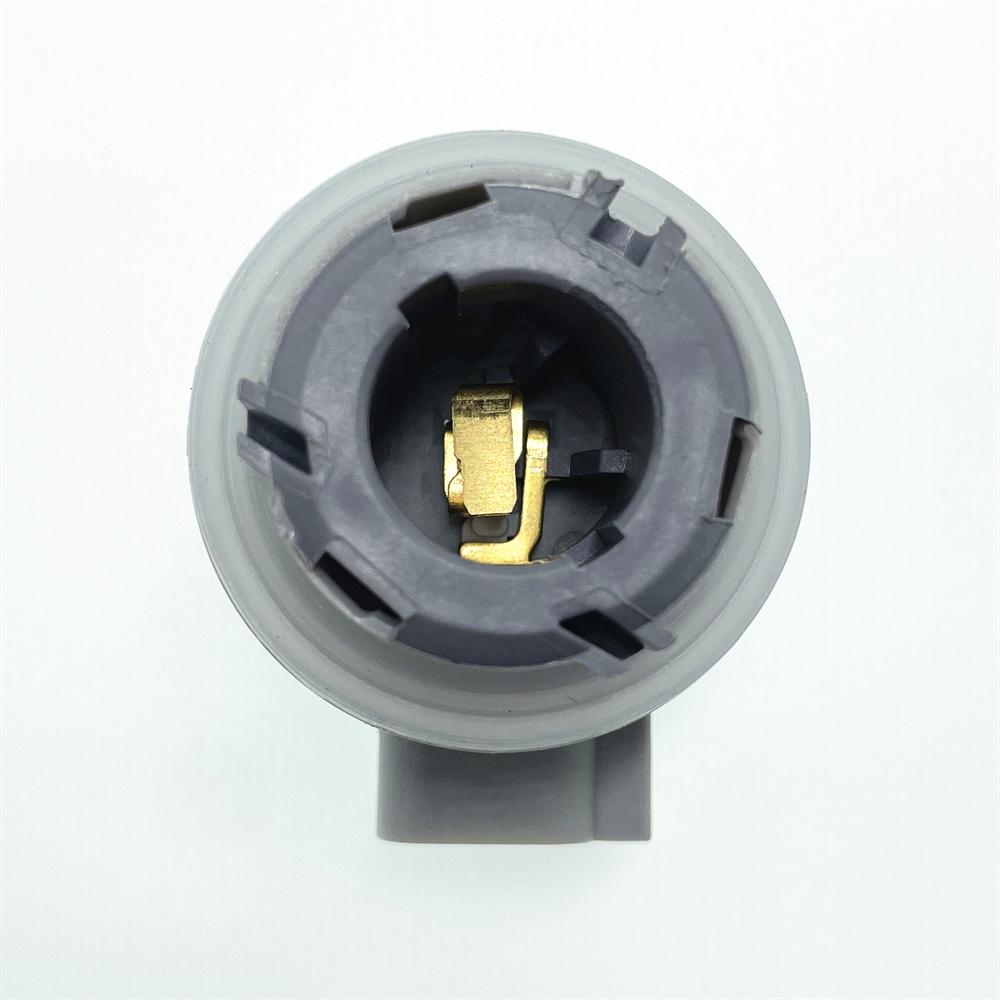 Porte-ampoule de clignotant arrière Furulu XFM500020 Compatible avec LAND ROVER FREELANDER L314