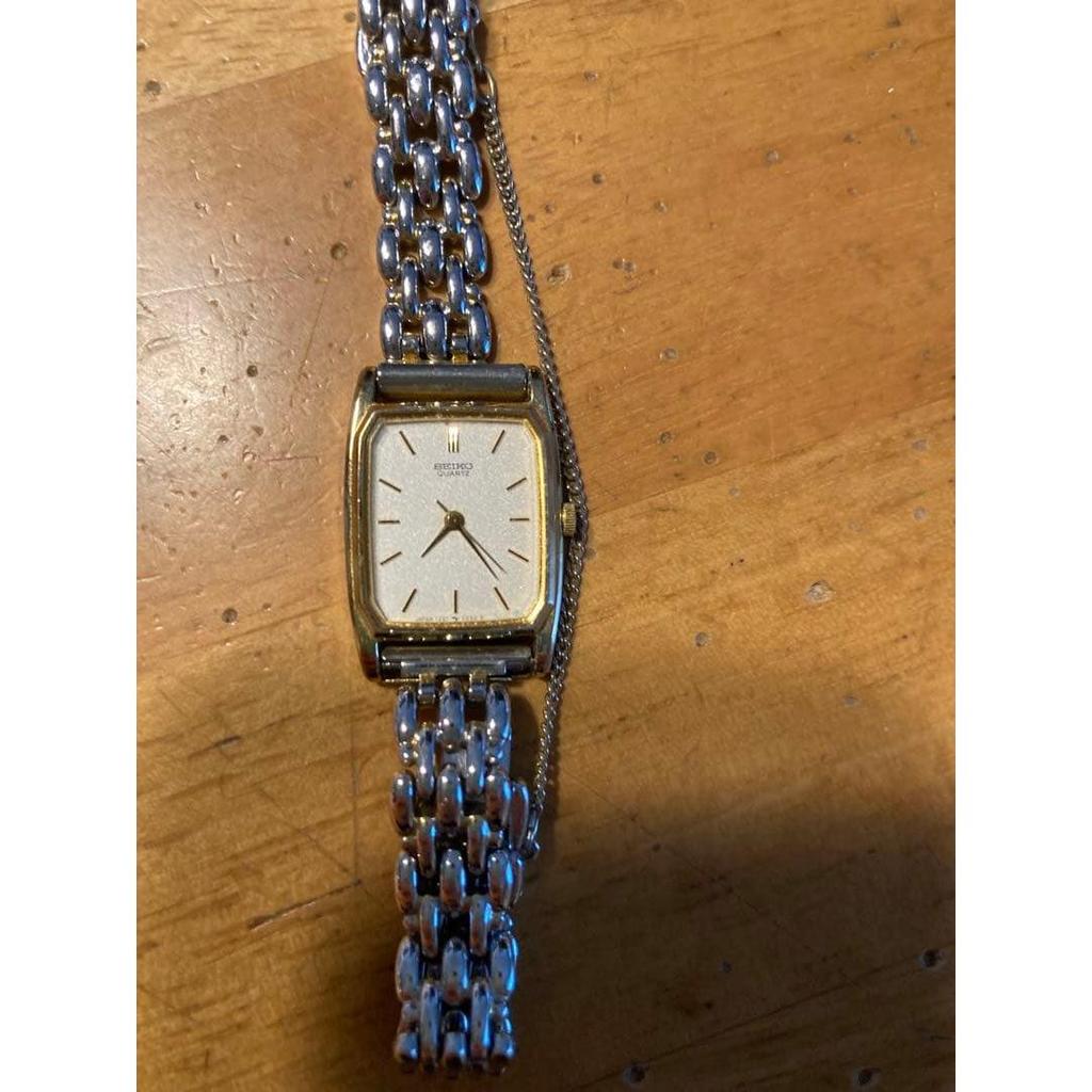 Used SEIKO quartz ladies watch