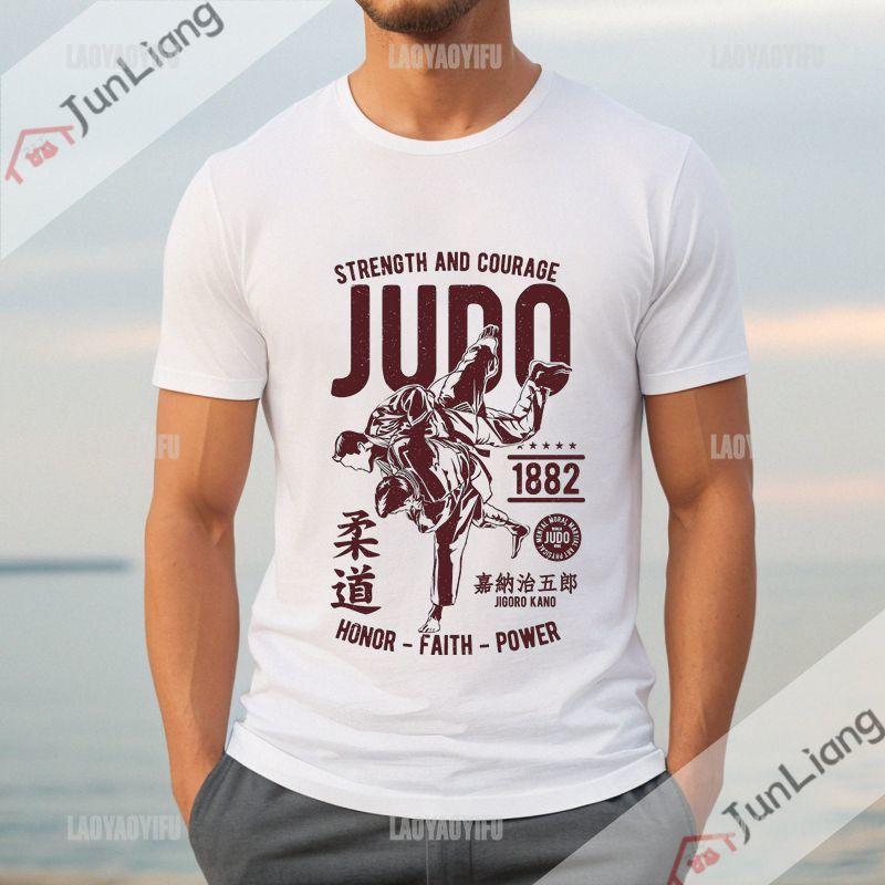 Judas Priest Band Streetwear Fashion Hip Hop Rock Tshirts for Women Harajuku Alphabet Tshirt Goth Clothes Sportswear Man Kpop S