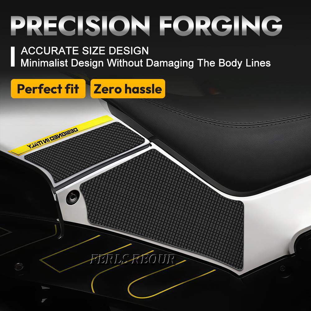 Motorcycle Fuel Tank Sticker For Benelli Leoncino 125 2022-2026 Benelli Leoncino 250 2022-2026 Silicone Protective Pad