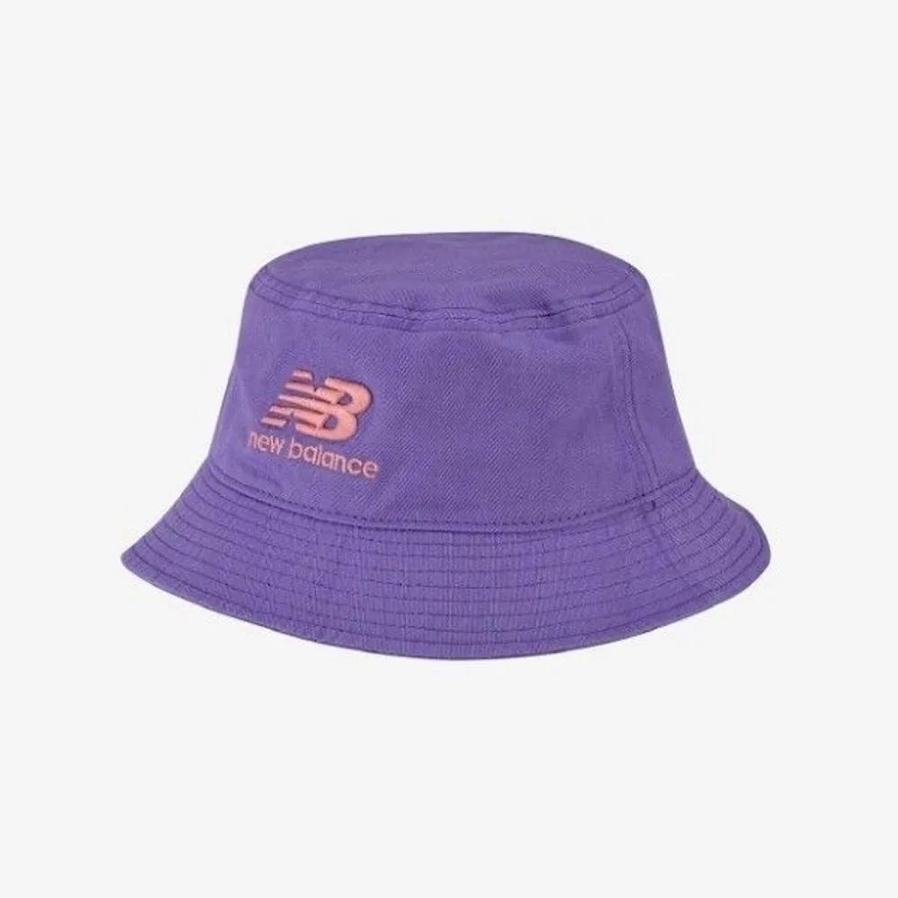 [New Balance] Hat BQK NBGDDSL105-75 Washed Big Logo Bucket Hat Purple shades